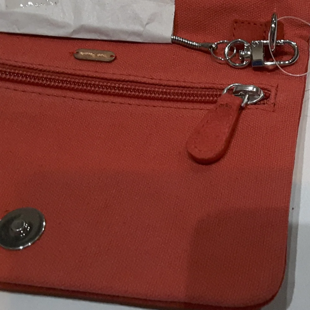 Free People Kingston Ruby Red Suede Silver Studs & Chain Strap Crossbody Bag NWT - Picture 4 of 8